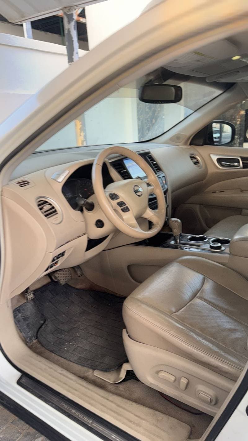 2013 Nissan Pathfinder SV