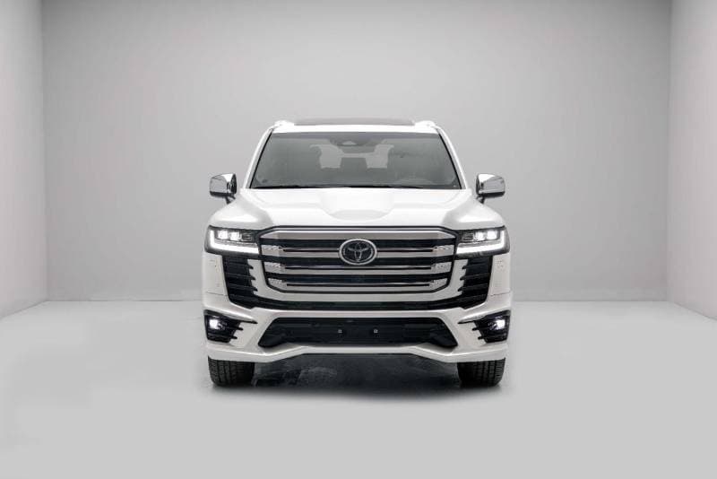 2026 Toyota Land Cruiser VXR thumbnail 2