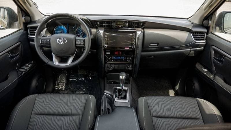 2024 Toyota Fortuner GX2 thumbnail 7