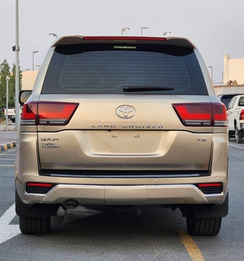 2020 Toyota Land Cruiser GXR thumbnail 5