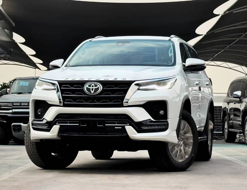 2026 Toyota Fortuner SR5