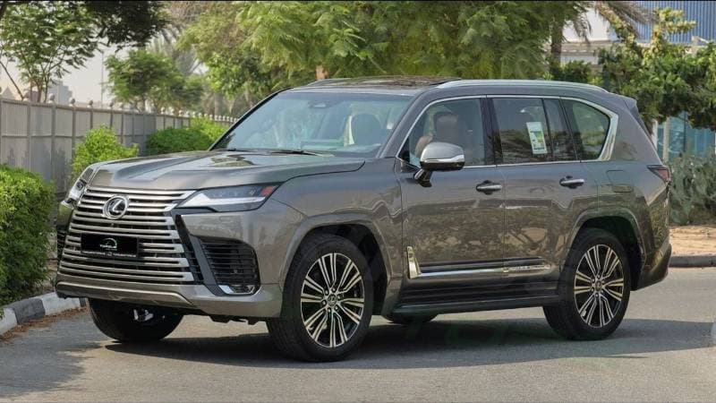 2026 Lexus LX600 SIGNATURE thumbnail 3