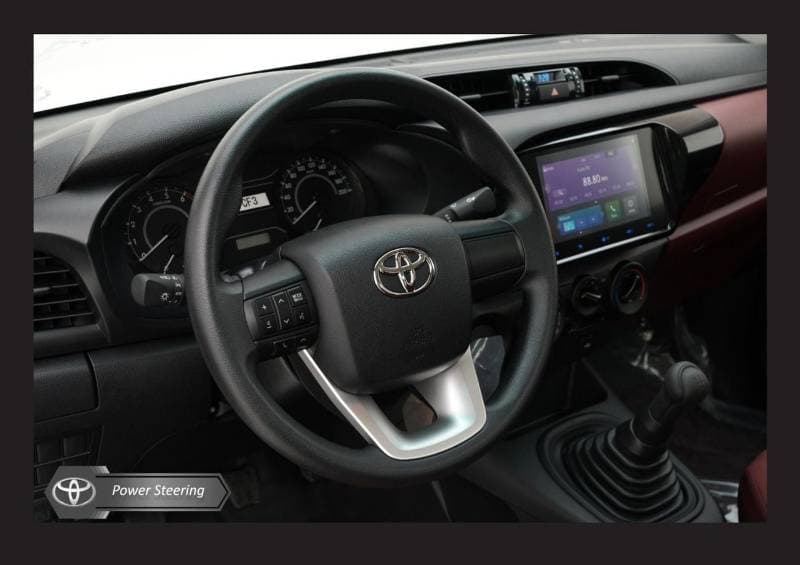 2026 Toyota Hilux GL thumbnail 5