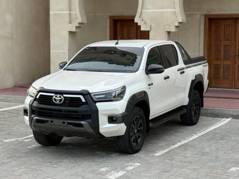 2021 Toyota Hilux ADVENTURE thumbnail 4