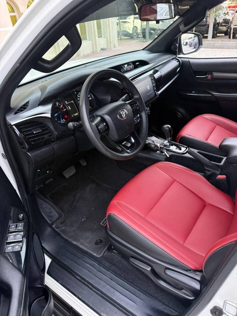 2021 Toyota Hilux ADVENTURE thumbnail 8