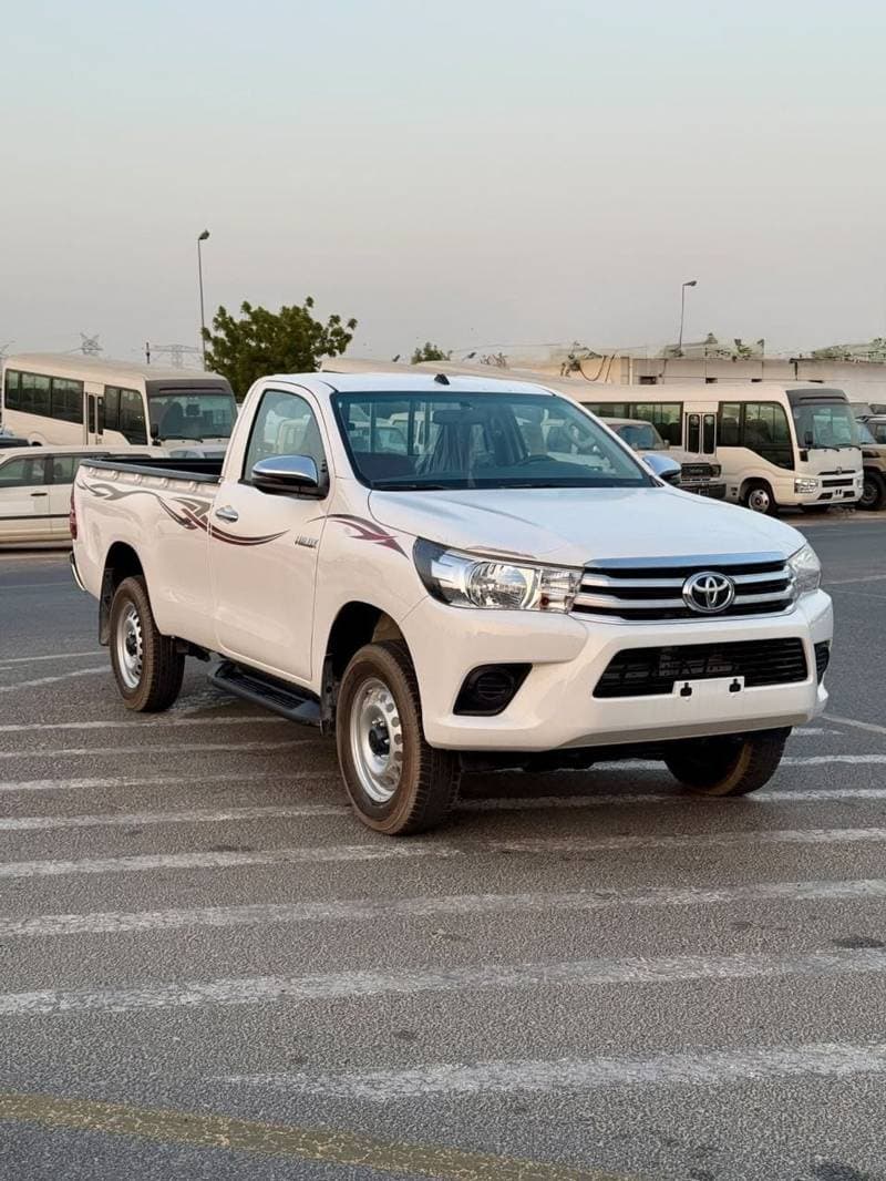 2026 Toyota Hilux GLX