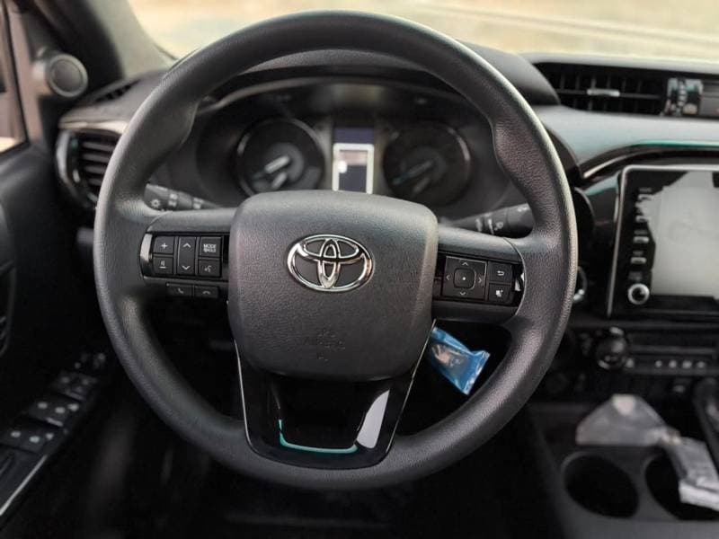 2026 Toyota Hilux ADVENTURE thumbnail 7