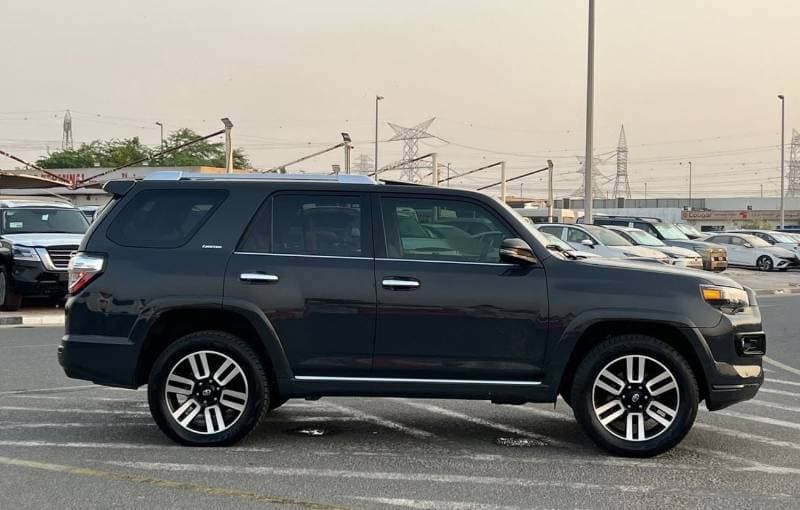 2024 Toyota 4Runner thumbnail 7