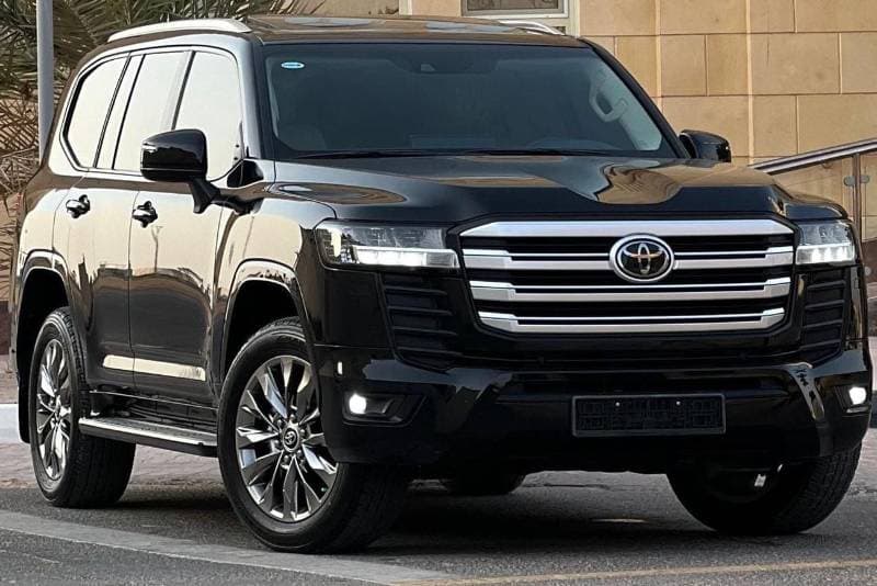 2022 Toyota Land Cruiser GXR thumbnail 2