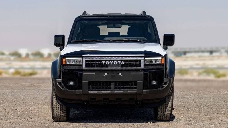 2025 Toyota Prado TXR thumbnail 2