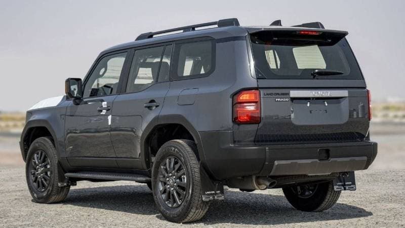 2025 Toyota Prado GXR thumbnail 3