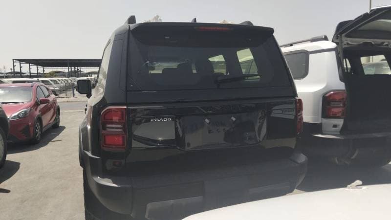 2025 Toyota Prado ADVENTURE thumbnail 6