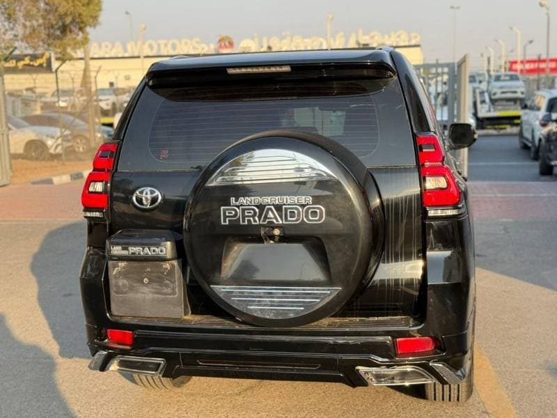 2015 Toyota Prado VXR thumbnail 6