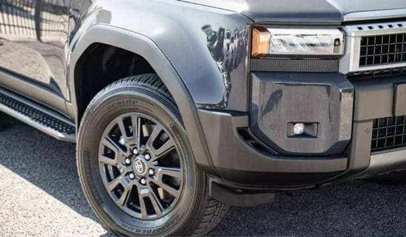 2025 Toyota Prado VXR thumbnail 8