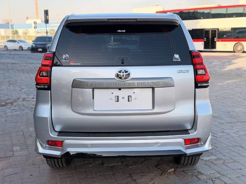 2020 Toyota Prado GXR thumbnail 6