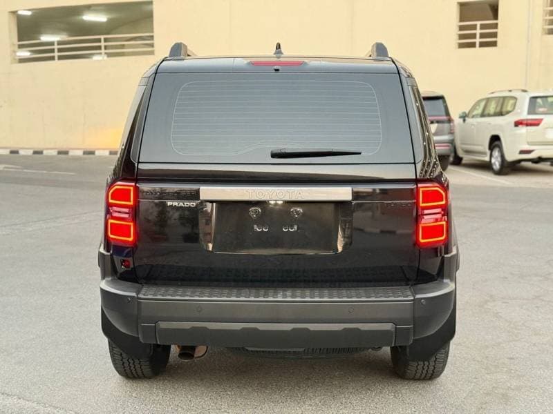 2024 Toyota Prado GXR thumbnail 4