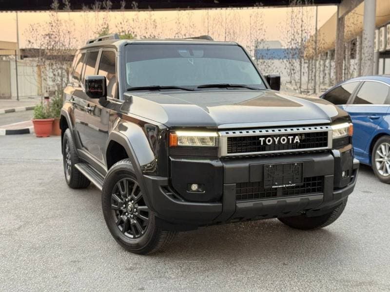2024 Toyota Prado GXR thumbnail 2