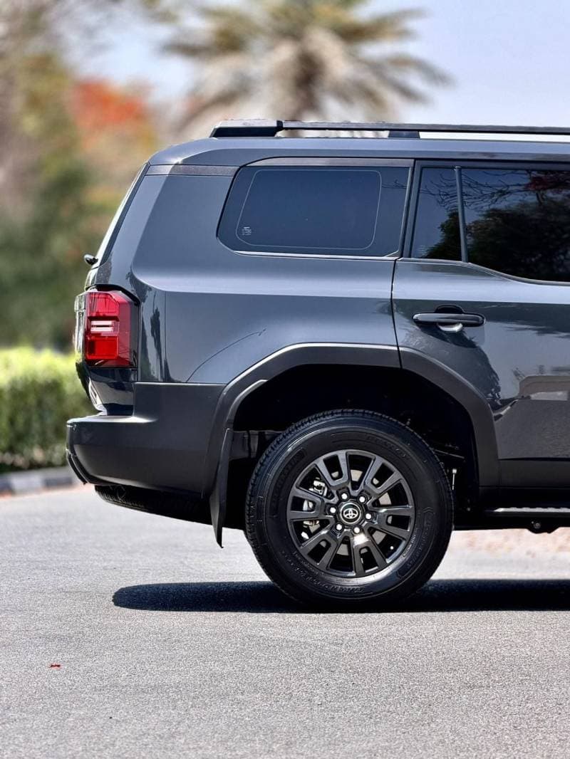 2024 Toyota Prado GXR thumbnail 8