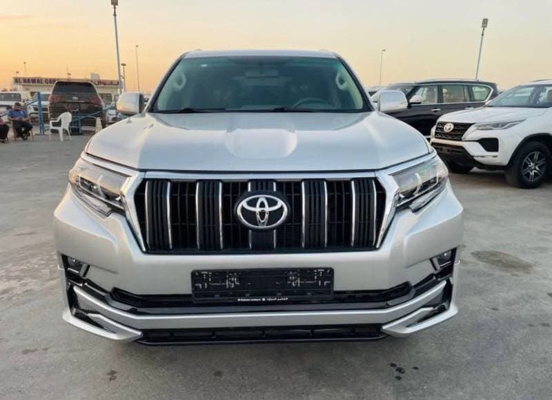 2019 Toyota Prado thumbnail 5