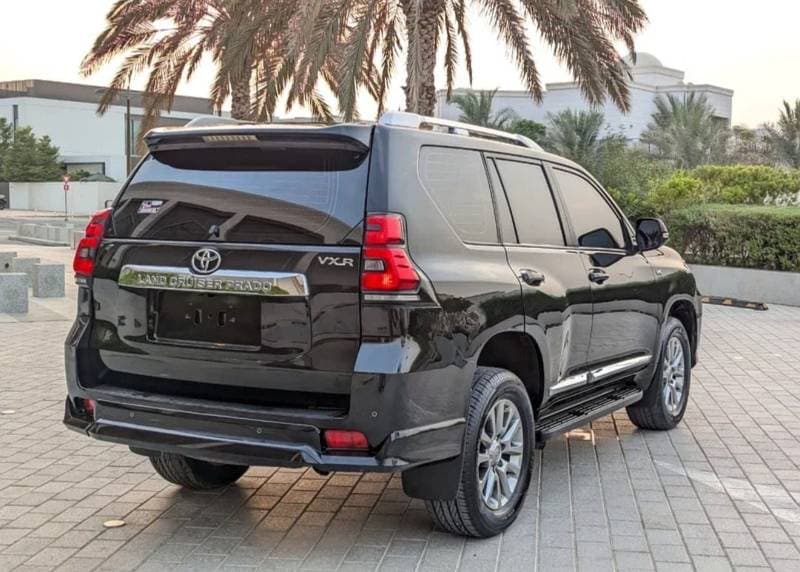 2023 Toyota Prado VXR thumbnail 5