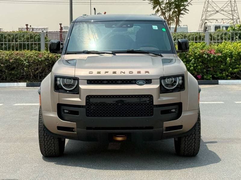 2026 Land Rover Defender thumbnail 2