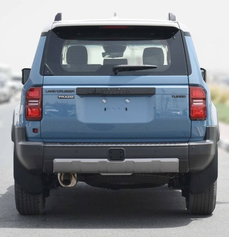 2026 Toyota Prado VXR thumbnail 8