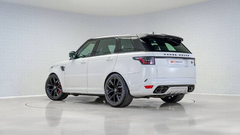 2022 Land Rover Range Rover Sport SVR thumbnail 2