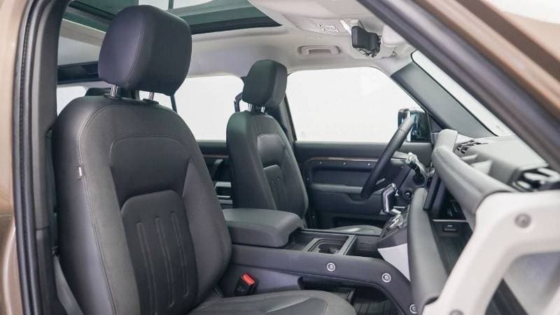 2020 Land Rover Defender thumbnail 5