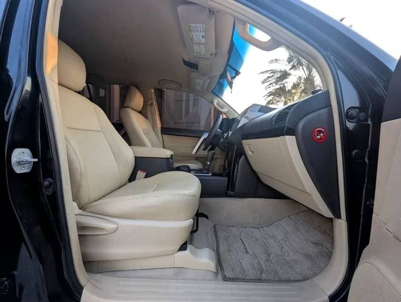 2016 Toyota Prado TX L thumbnail 6