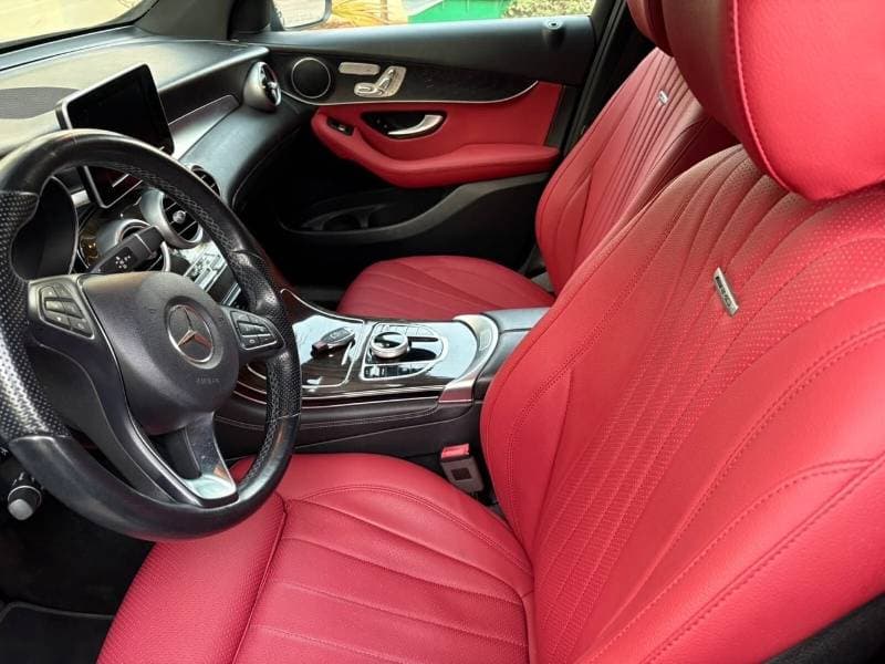 2019 Mercedes Benz GLC 300 thumbnail 4