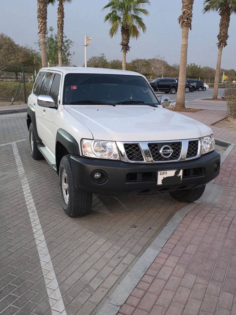 2022 Nissan Patrol thumbnail 5