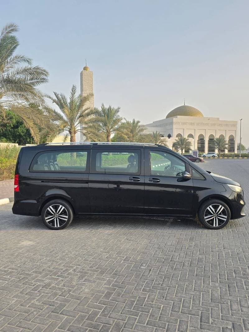 2022 Mercedes Benz V 250 AVANTGARDE/E thumbnail 3
