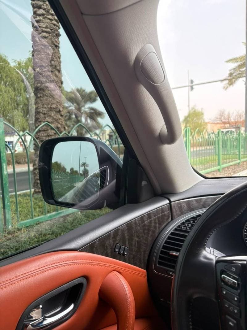 2022 Nissan Patrol LE PLATINUM thumbnail 5