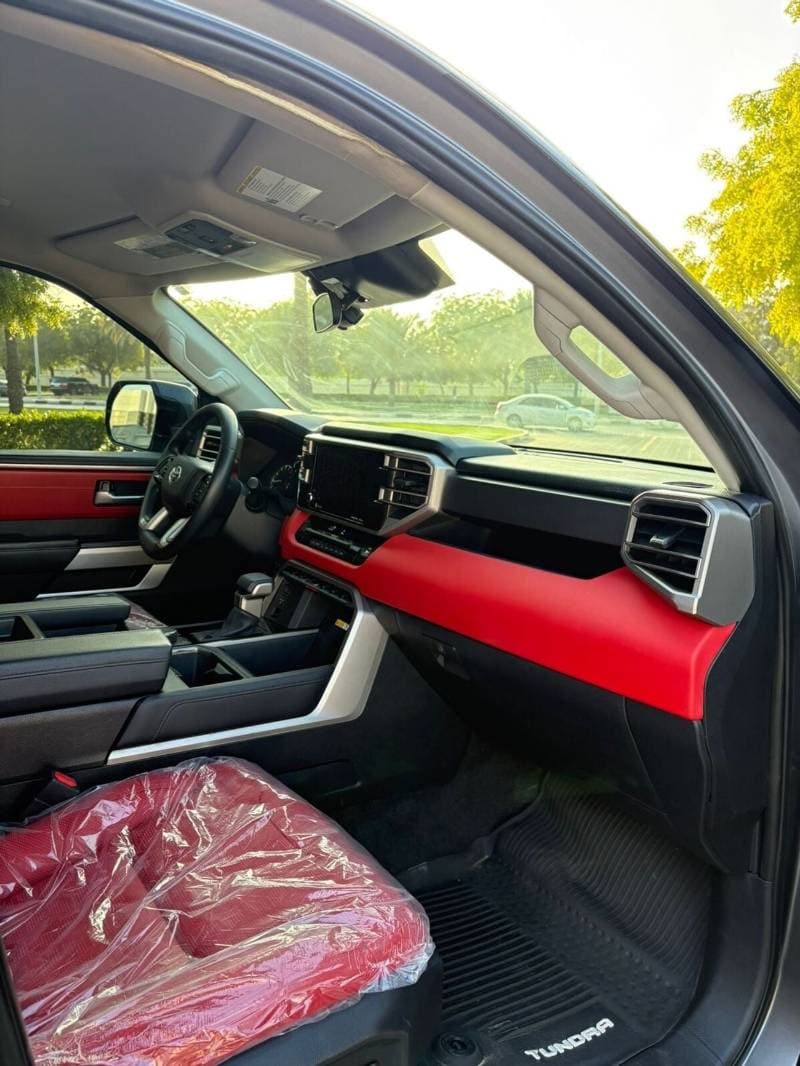 2023 Toyota Tundra thumbnail 7