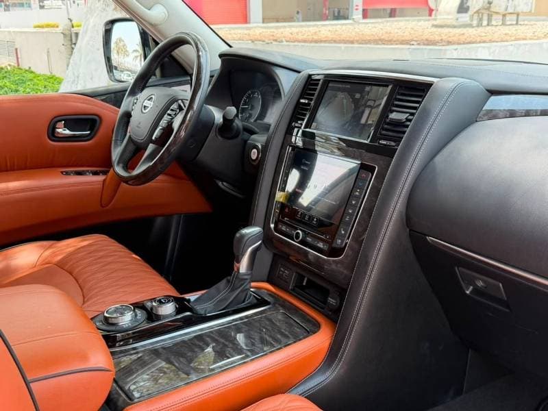 2021 Nissan Patrol SE PLATINUM CITY thumbnail 7