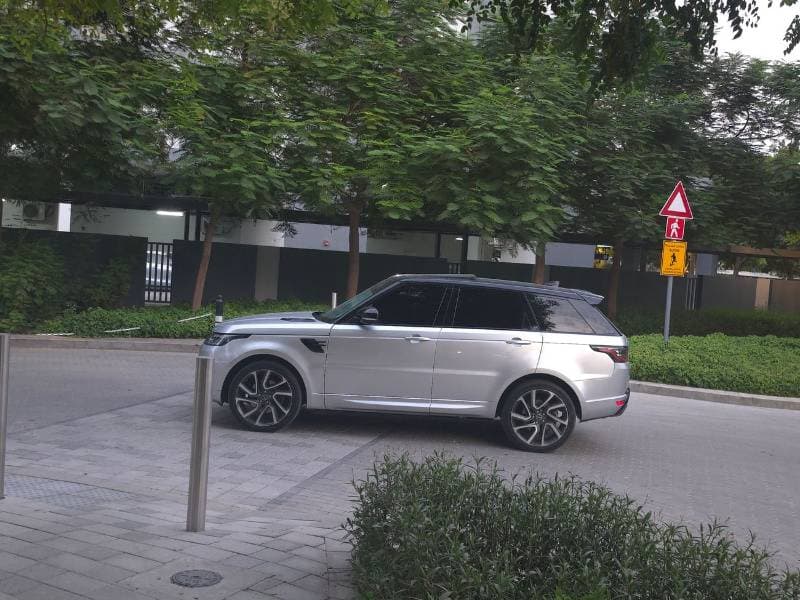 2017 Land Rover Range Rover Sport HSE thumbnail 8
