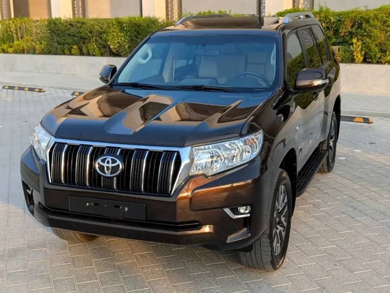 2022 Toyota Prado VXR thumbnail 2
