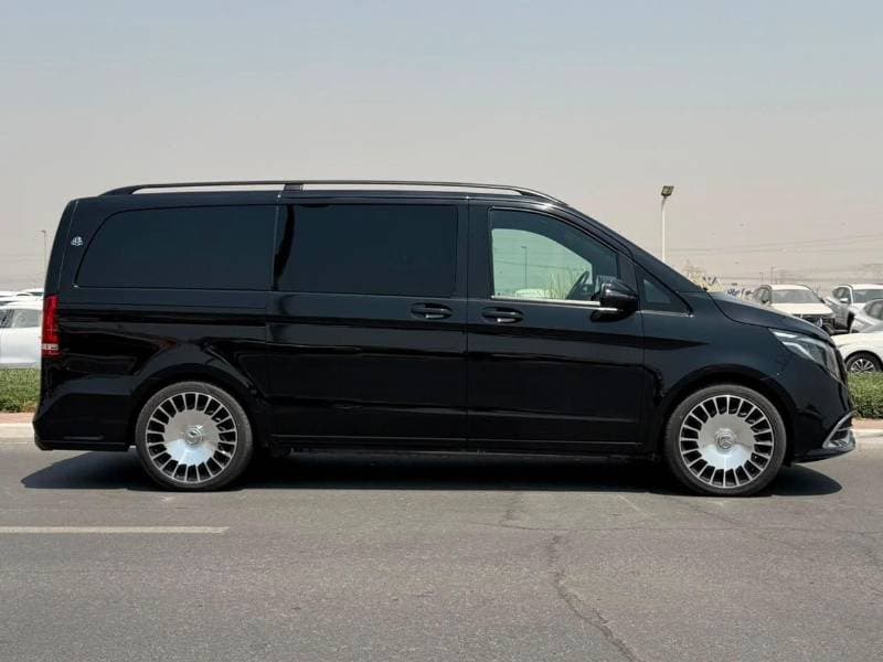 2022 Mercedes Benz V 250 AVANTGARDE/E thumbnail 3