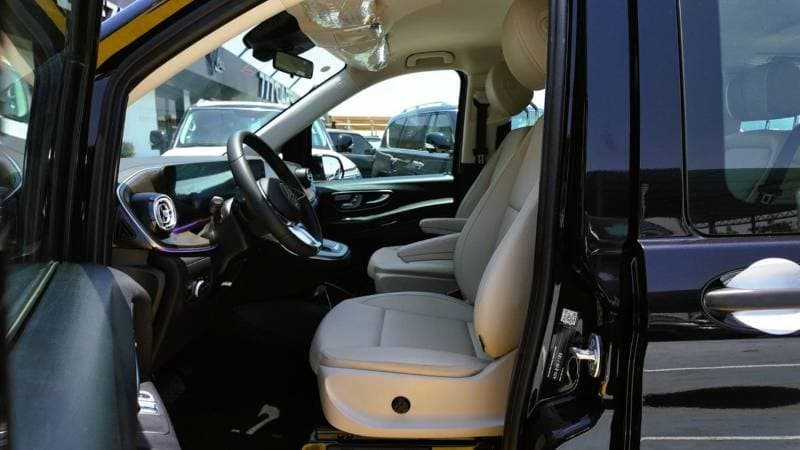 2025 Mercedes Benz Vito BUSINESS EDITION 2.0L PETROL 2025 (10 SEATERS) thumbnail 8