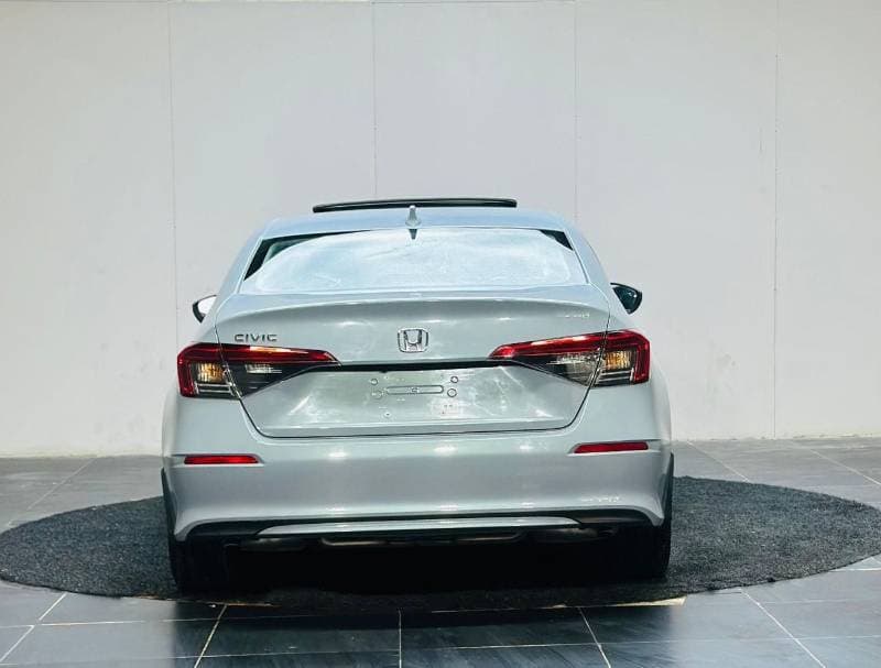 2024 Honda Civic EX thumbnail 4