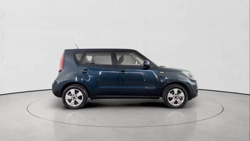 2019 Kia Soul LX thumbnail 3