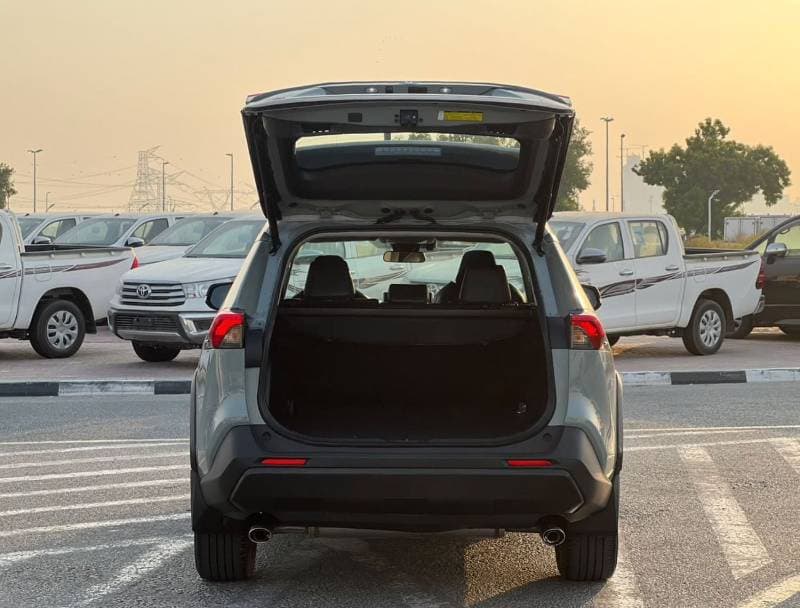 2021 Toyota RAV4 ADVENTURE thumbnail 8