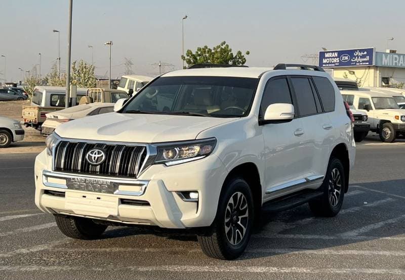 2023 Toyota Prado TX L thumbnail 3