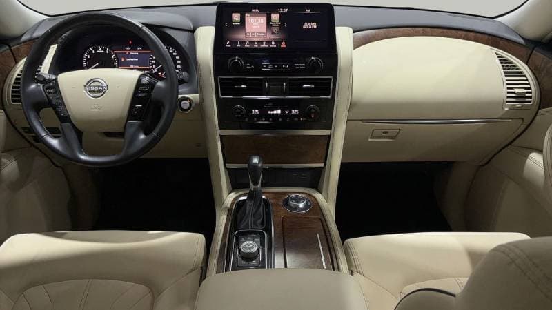 2023 Nissan Patrol SE T2 thumbnail 7