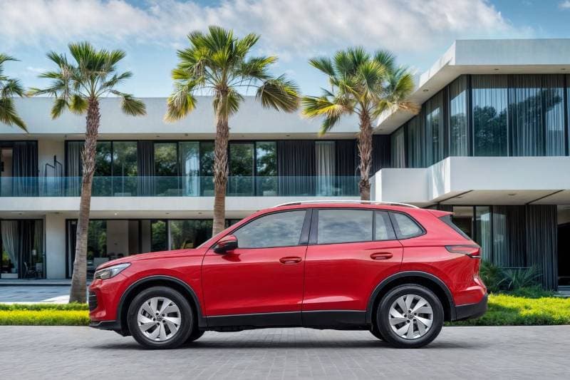 2024 Volkswagen Tiguan thumbnail 2