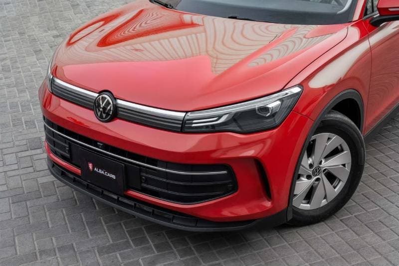 2024 Volkswagen Tiguan thumbnail 7