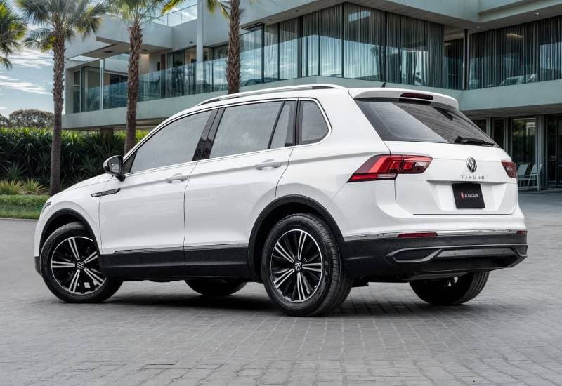 2022 Volkswagen Tiguan thumbnail 3