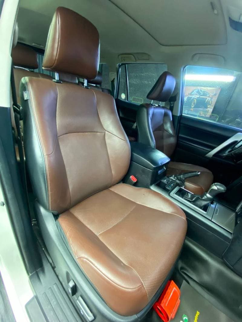 2020 Toyota Prado VXR thumbnail 7