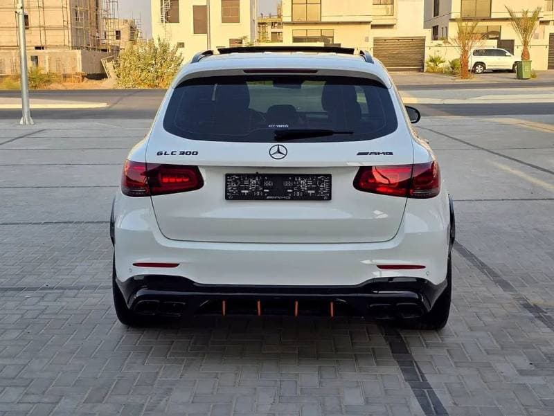 2020 Mercedes Benz GLC 300 AMG thumbnail 2