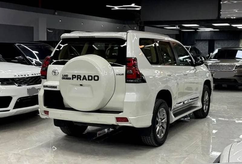 2019 Toyota Prado VXR thumbnail 5